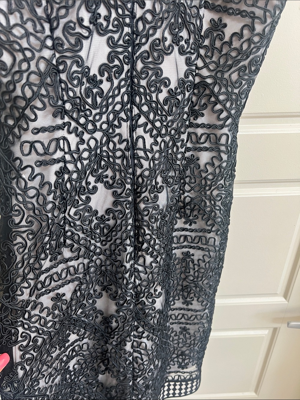 Nicole Miller Black Lace Midi Halter Dress Sz 4 wedding guest mini Nude Lining - Picture 7 of 11